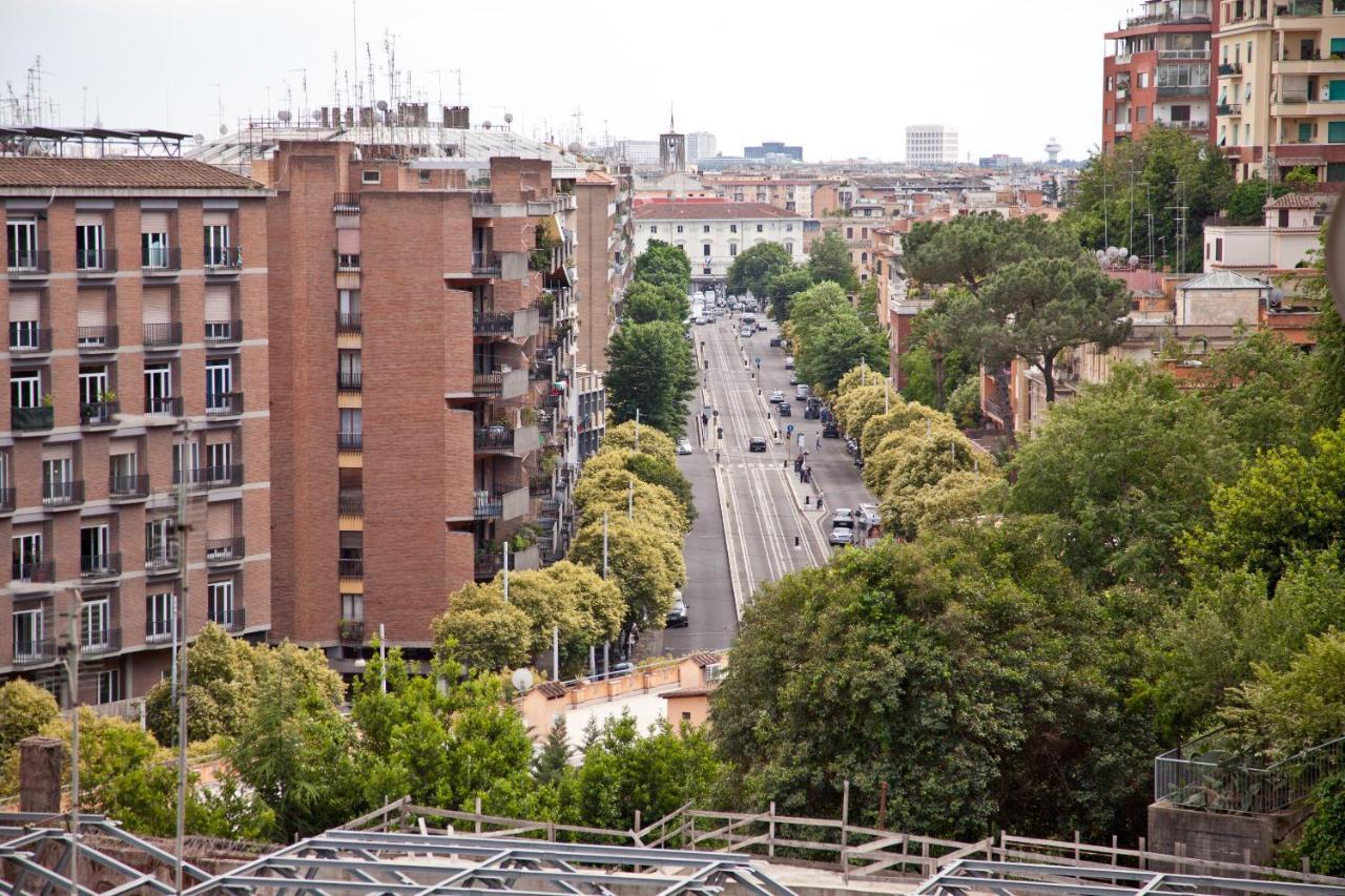 Casa De Leyva-rental In * Roma